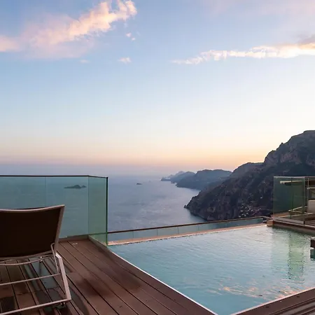 Degli Dei Luxury House Villa